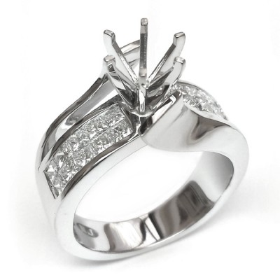 NJ Design Diamond Engagement Ring 