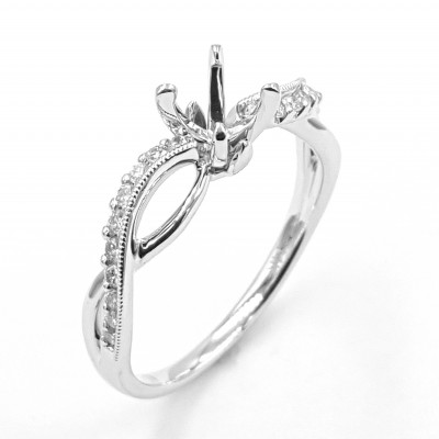 NJ Design Diamond Engagement Ring
