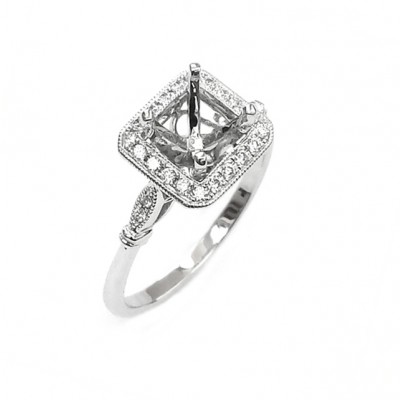 NJ Design Diamond Engagement Ring